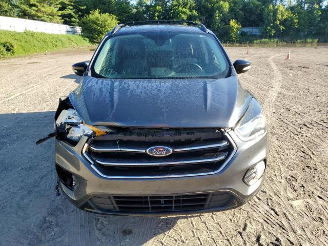 Parquets FORD ESCAPE 2017 Szary