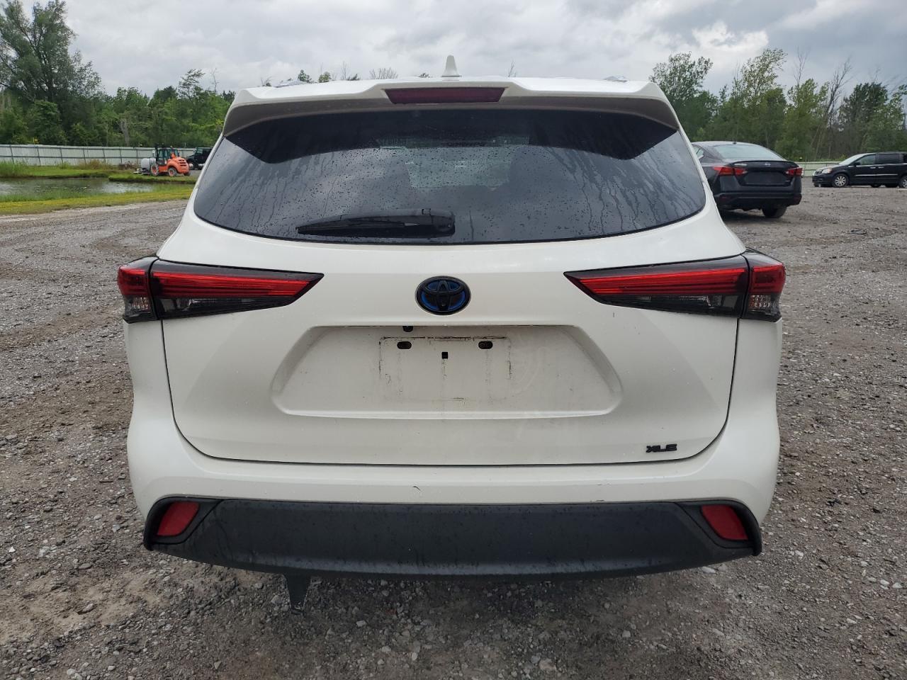 2021 Toyota Highlander Hybrid Xle VIN: 5TDGBRCH9MS021737 Lot: 64981275
