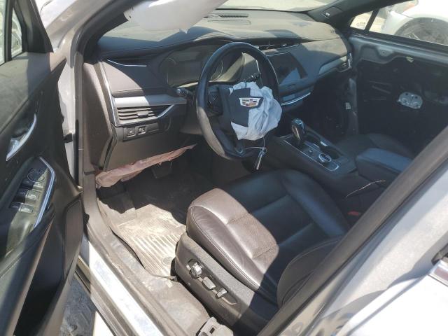  CADILLAC XT4 2020 Srebrny