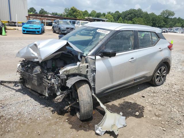  NISSAN KICKS 2019 Srebrny