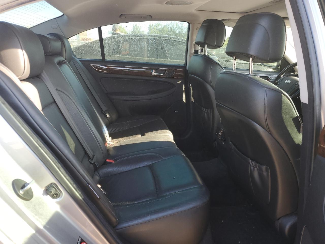 2009 Hyundai Genesis 3.8L VIN: KMHGC46E09U056957 Lot: 64960115