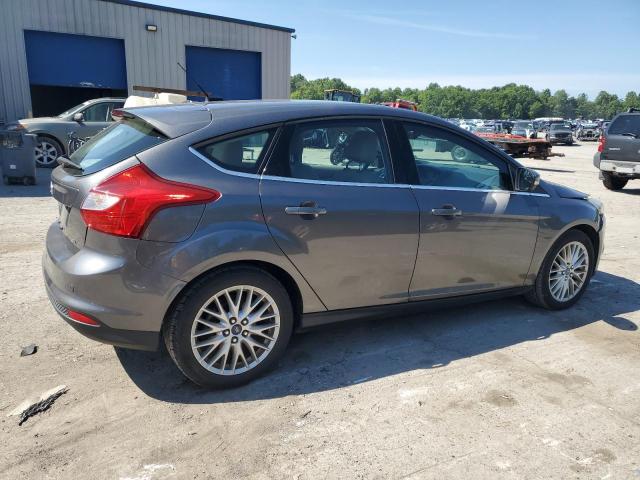  FORD FOCUS 2012 Серебристый