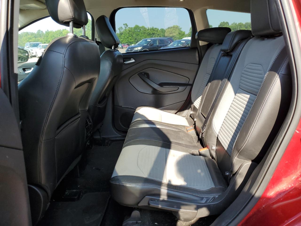 2018 Ford Escape Se VIN: 1FMCU9GD3JUC30233 Lot: 64203535