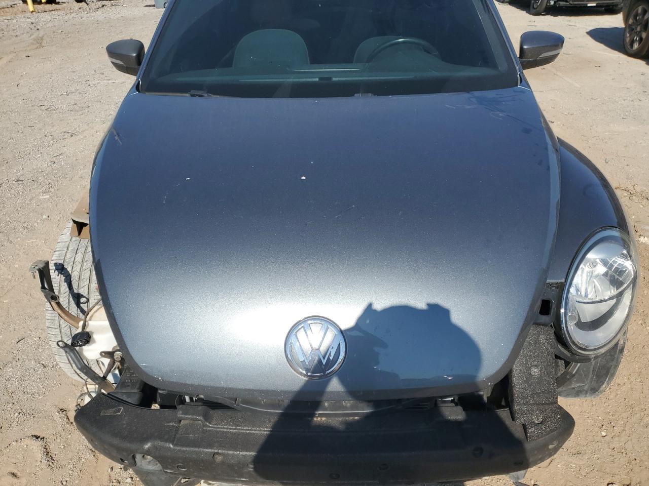 2016 Volkswagen Beetle 1.8T VIN: 3VWF17AT2GM638103 Lot: 65995545