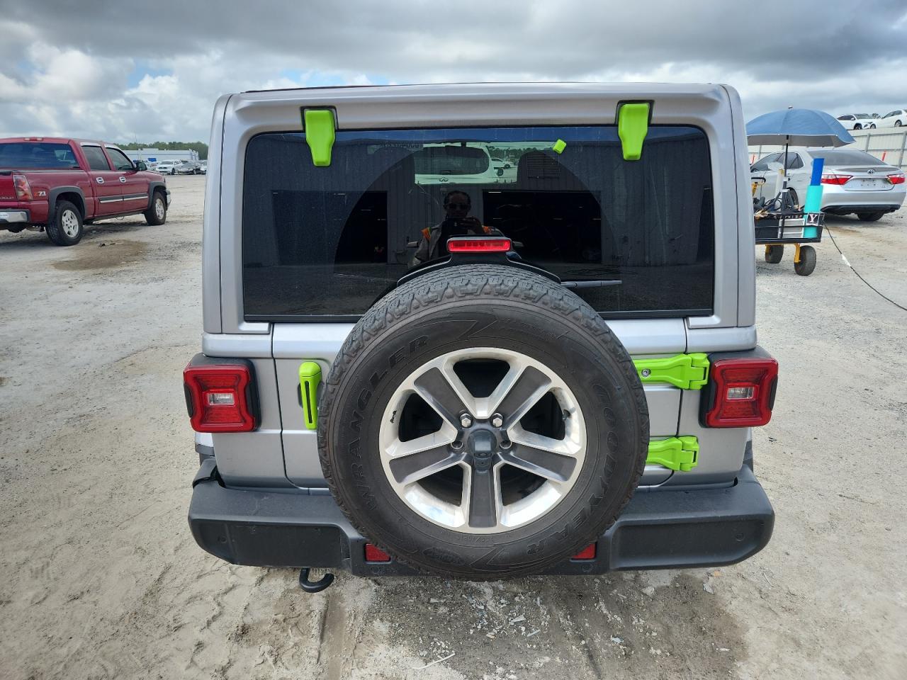 2021 Jeep Wrangler Unlimited Sahara VIN: 1C4HJXEN3MW563852 Lot: 65043775