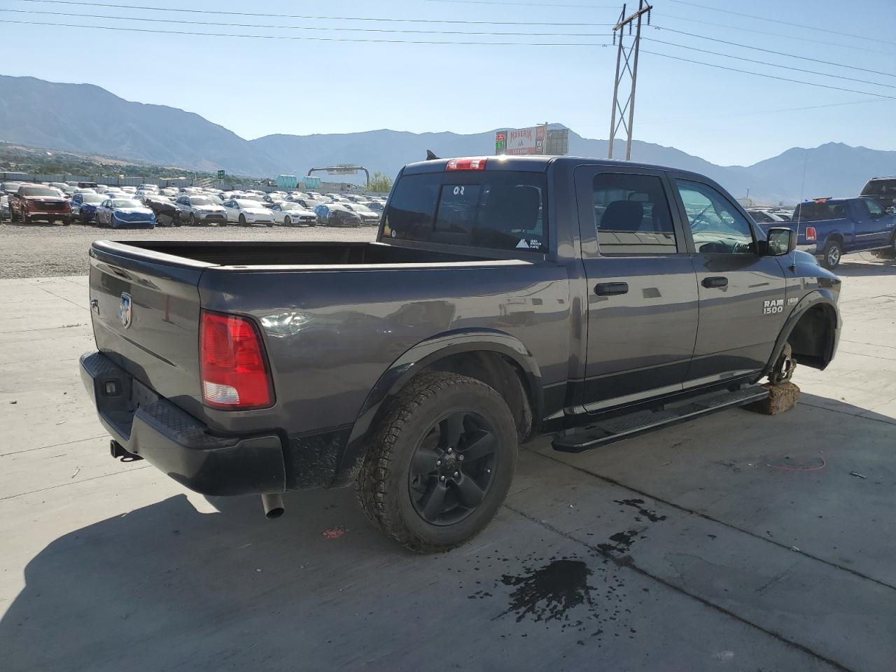 1c6rr6lt6fs675314 1C6RR6LT6FS675314 2015 Ram 1500 Slt