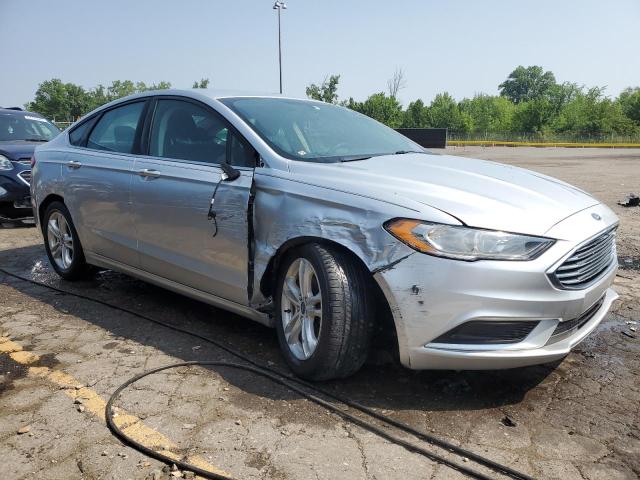  FORD FUSION 2018 Srebrny