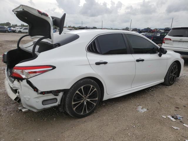  TOYOTA CAMRY 2020 White
