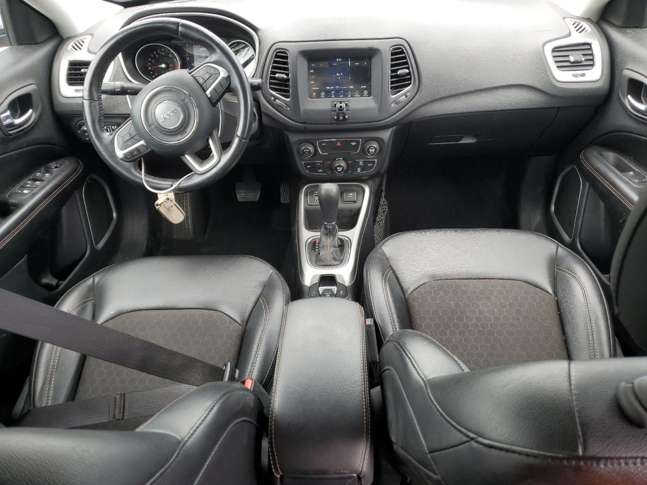 2019 Jeep Compass Latitude VIN: 3C4NJCBB0KT851269 Lot: 64493015