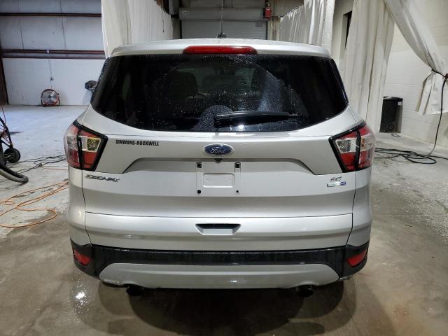  FORD ESCAPE 2017 Серебристый