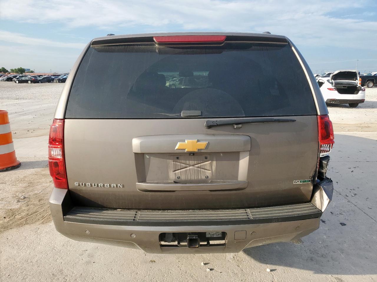 2012 Chevrolet Suburban C1500 Lt VIN: 1GNSCJE0XCR153183 Lot: 63841465