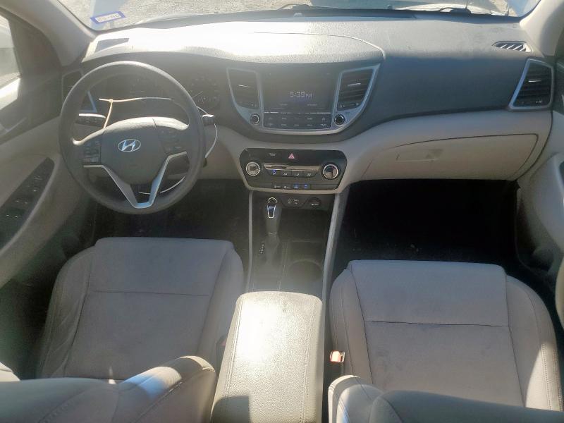  HYUNDAI TUCSON 2016 Серебристый