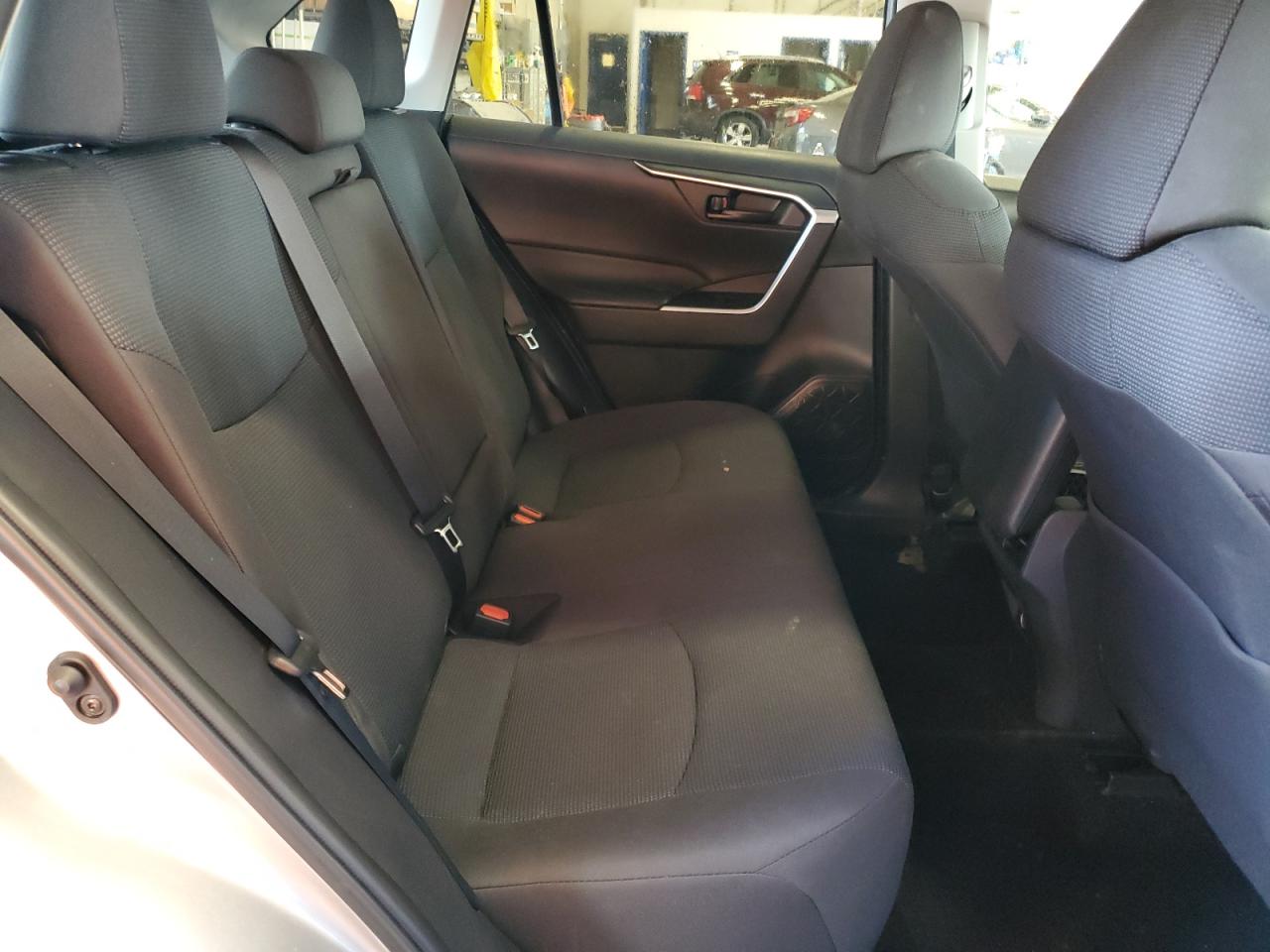 2T3G1RFV2PC331995 2023 Toyota Rav4 Le