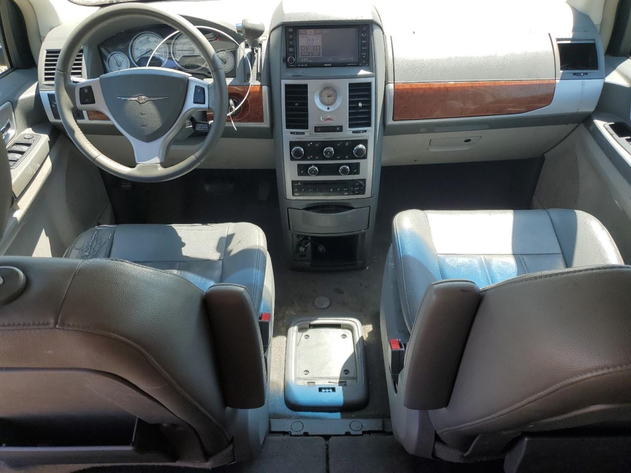2008 Chrysler Town & Country Touring VIN: 2A8HR54P78R737106 Lot: 65473945