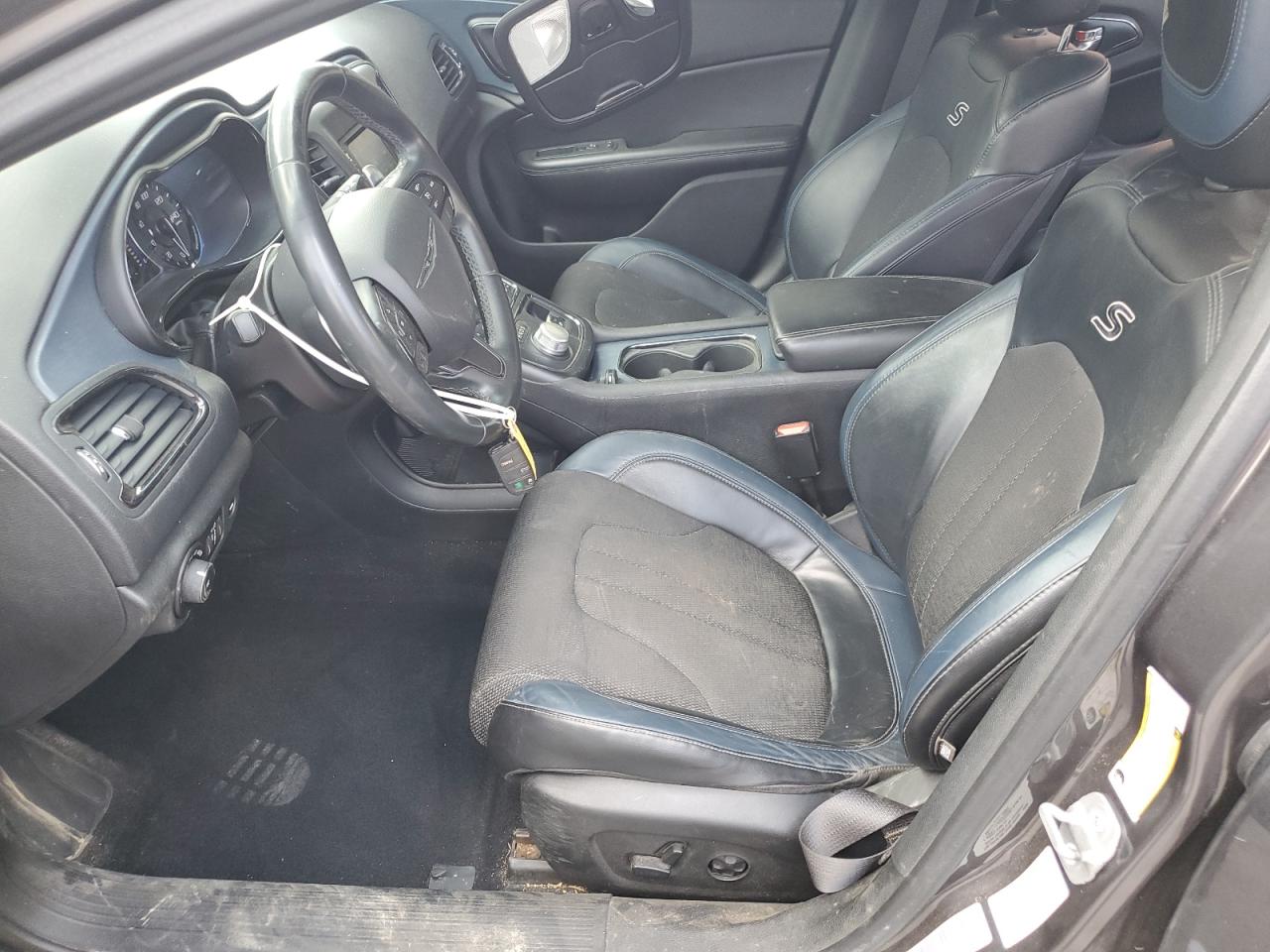 2015 Chrysler 200 S VIN: 1C3CCCBG1FN516030 Lot: 63446405