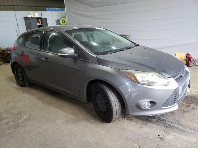 Hatchbacks FORD FOCUS 2012 Charcoal