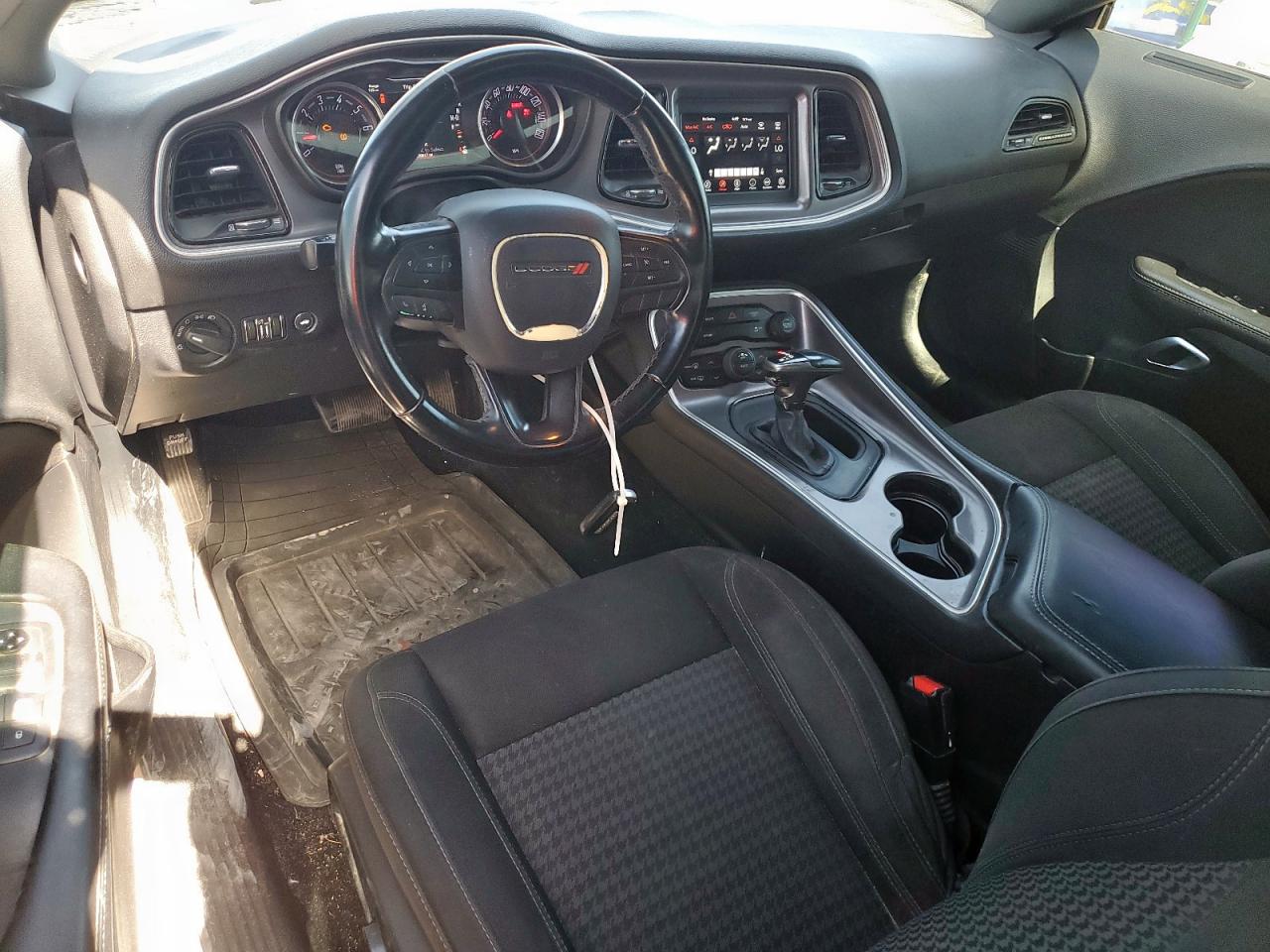 2019 Dodge Challenger Sxt VIN: 2C3CDZAG0KH712688 Lot: 67082195