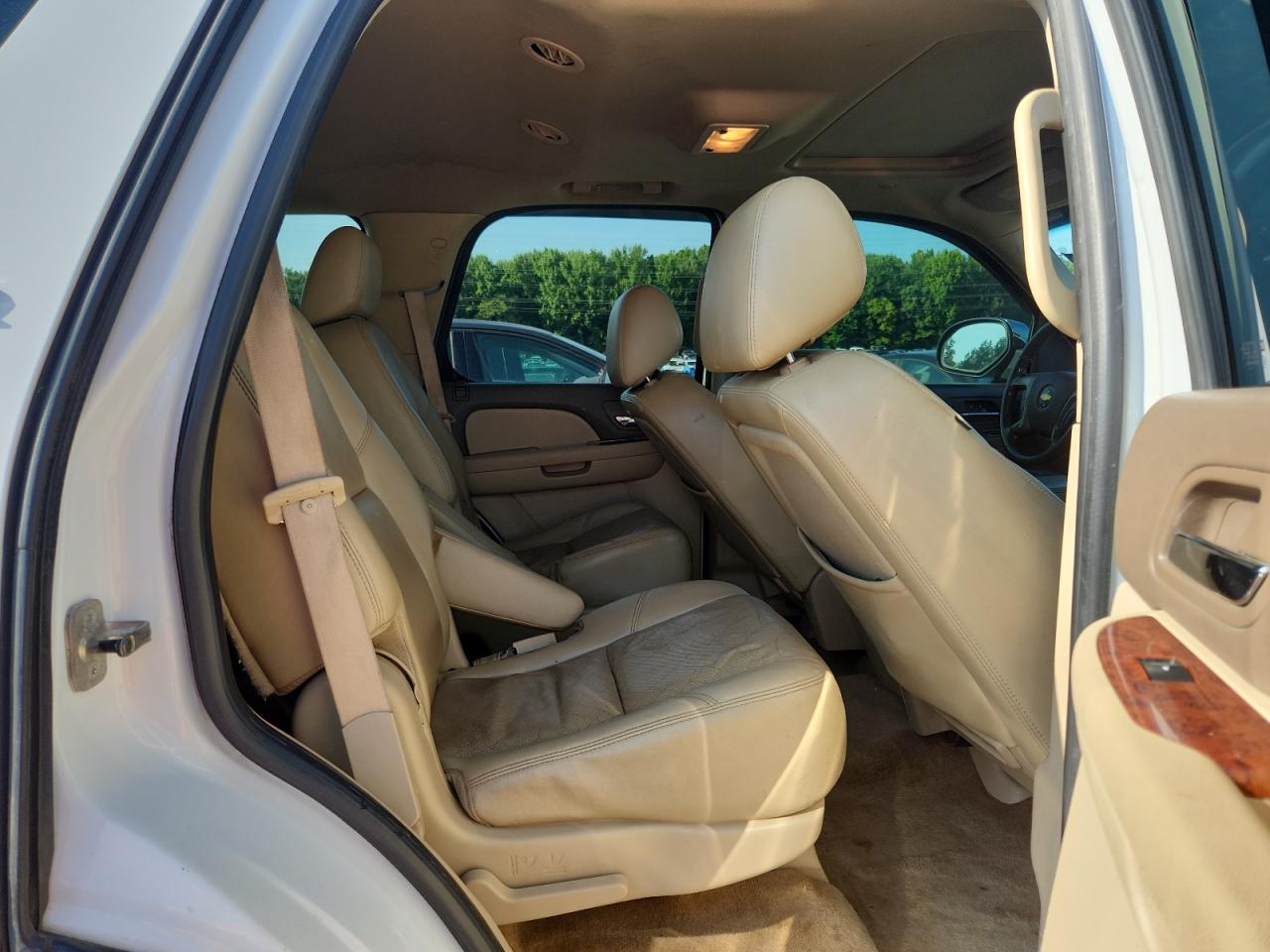 2011 Chevrolet Tahoe C1500 Ltz VIN: 1GNSCCE09BR207373 Lot: 64569025
