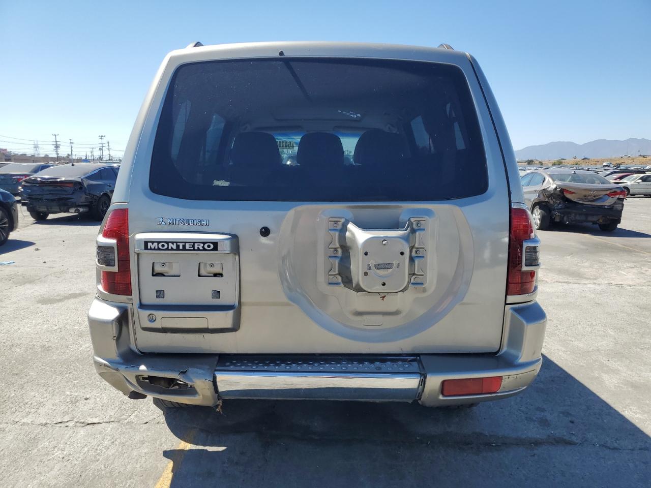 2002 Mitsubishi Montero Limited VIN: JA4MW51RX2J071837 Lot: 64141295