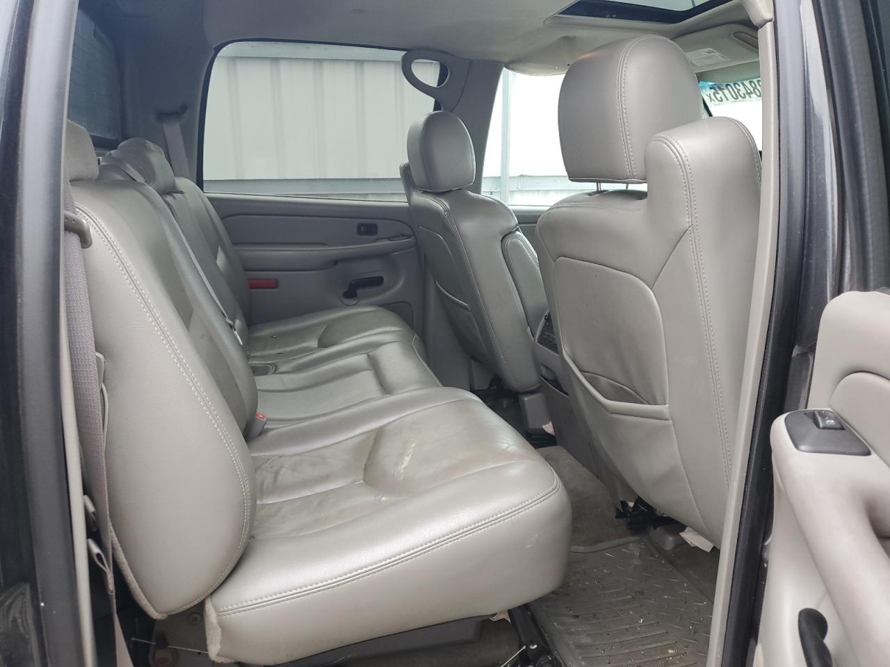 2005 Chevrolet Avalanche K1500 VIN: 3GNEK12Z05G157992 Lot: 63843015