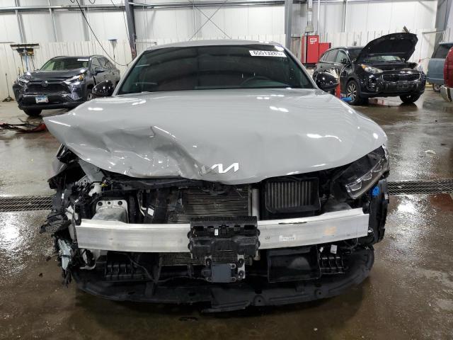  KIA K5 2023 Серебристый