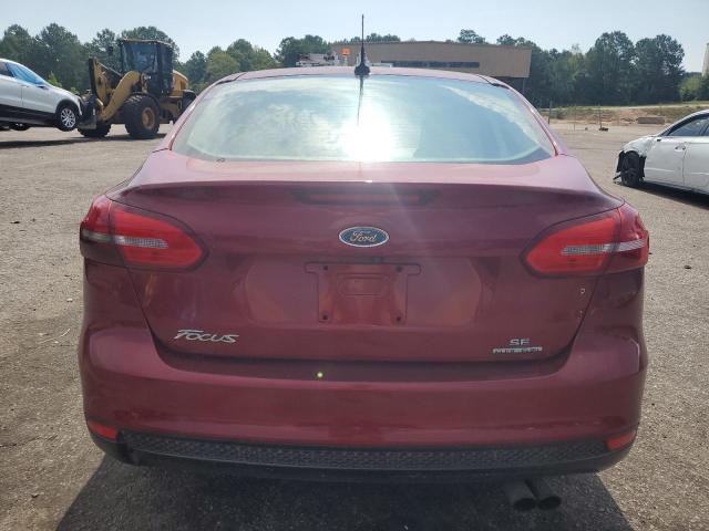  FORD FOCUS 2015 Красный