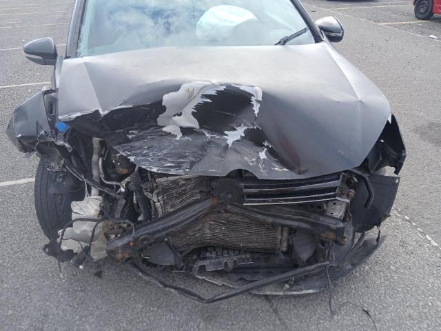 2011 VOLKSWAGEN GOLF MATCH