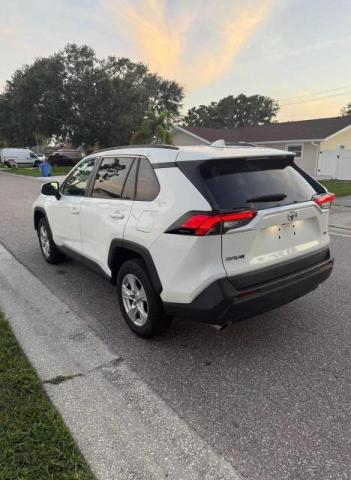 TOYOTA RAV4 2021 Biały