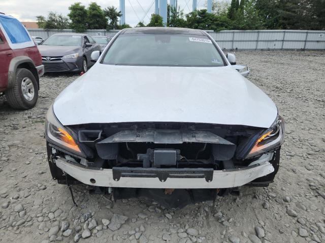  HYUNDAI GENESIS 2015 Biały