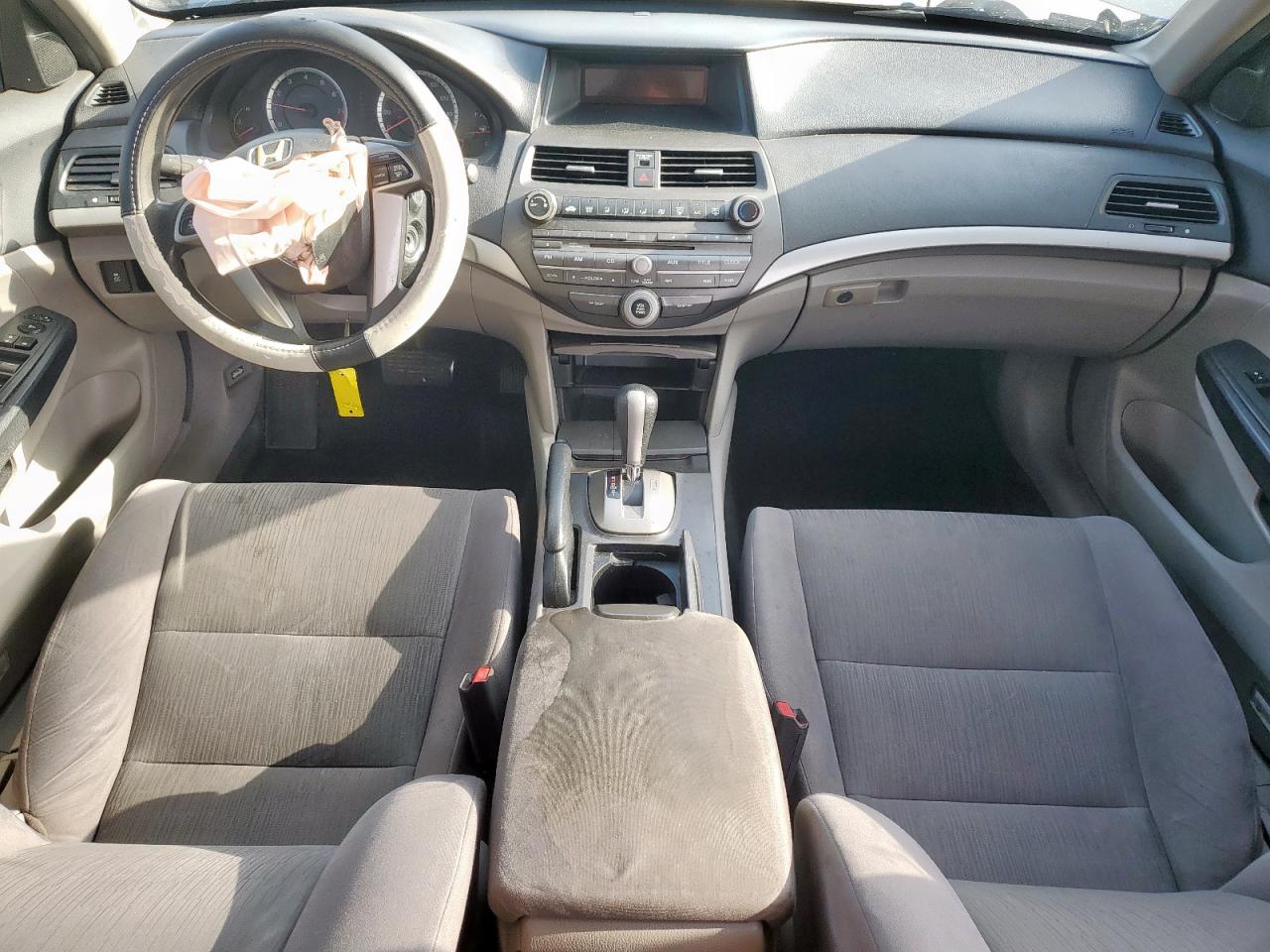2011 Honda Accord Lx VIN: 1HGCP2F30BA086852 Lot: 65141505