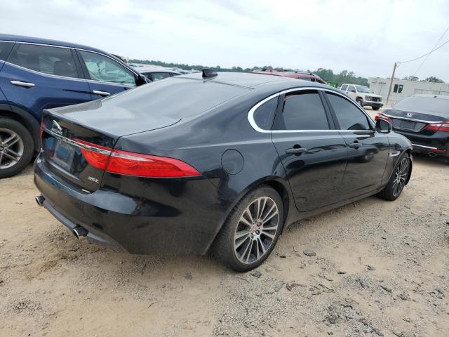 Sedans JAGUAR XF 2016 Czarny