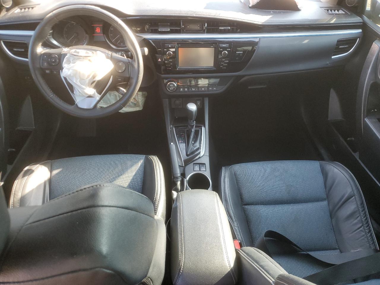 2015 Toyota Corolla L VIN: 5YFBURHE8FP245337 Lot: 66389955