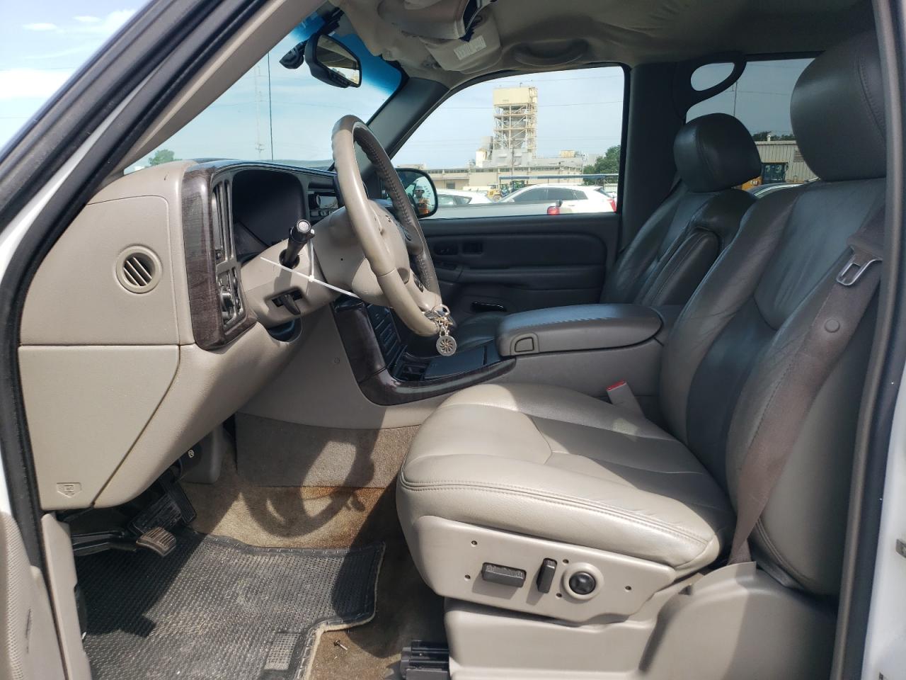 2005 GMC Sierra K1500 Denali VIN: 2GTEK63N751184388 Lot: 65158035