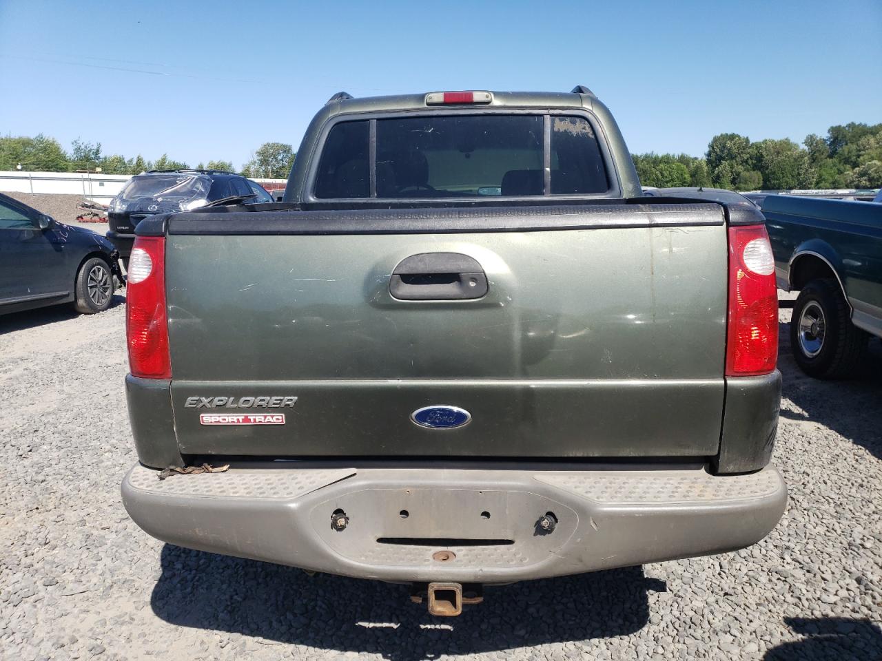 2002 Ford Explorer Sport Trac VIN: 1FMZU77E92UC03563 Lot: 63508095