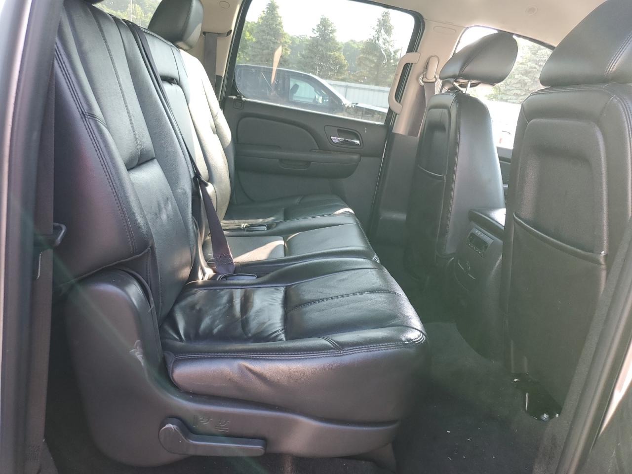 2012 Chevrolet Suburban K1500 Lt VIN: 1GNSKJE76CR126997 Lot: 66667725