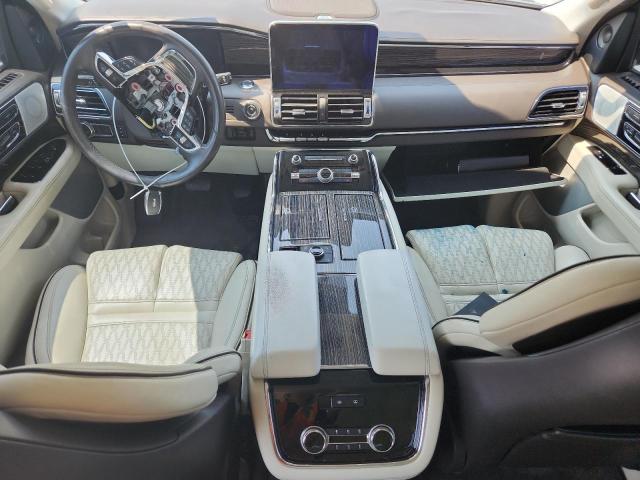  LINCOLN NAVIGATOR 2018 Biały
