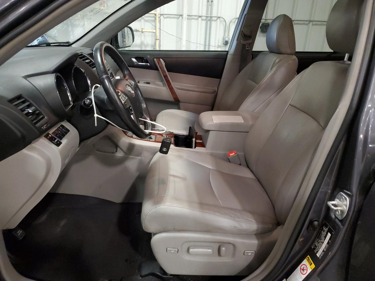 5TDDK3EH6CS102240 2012 Toyota Highlander Limited