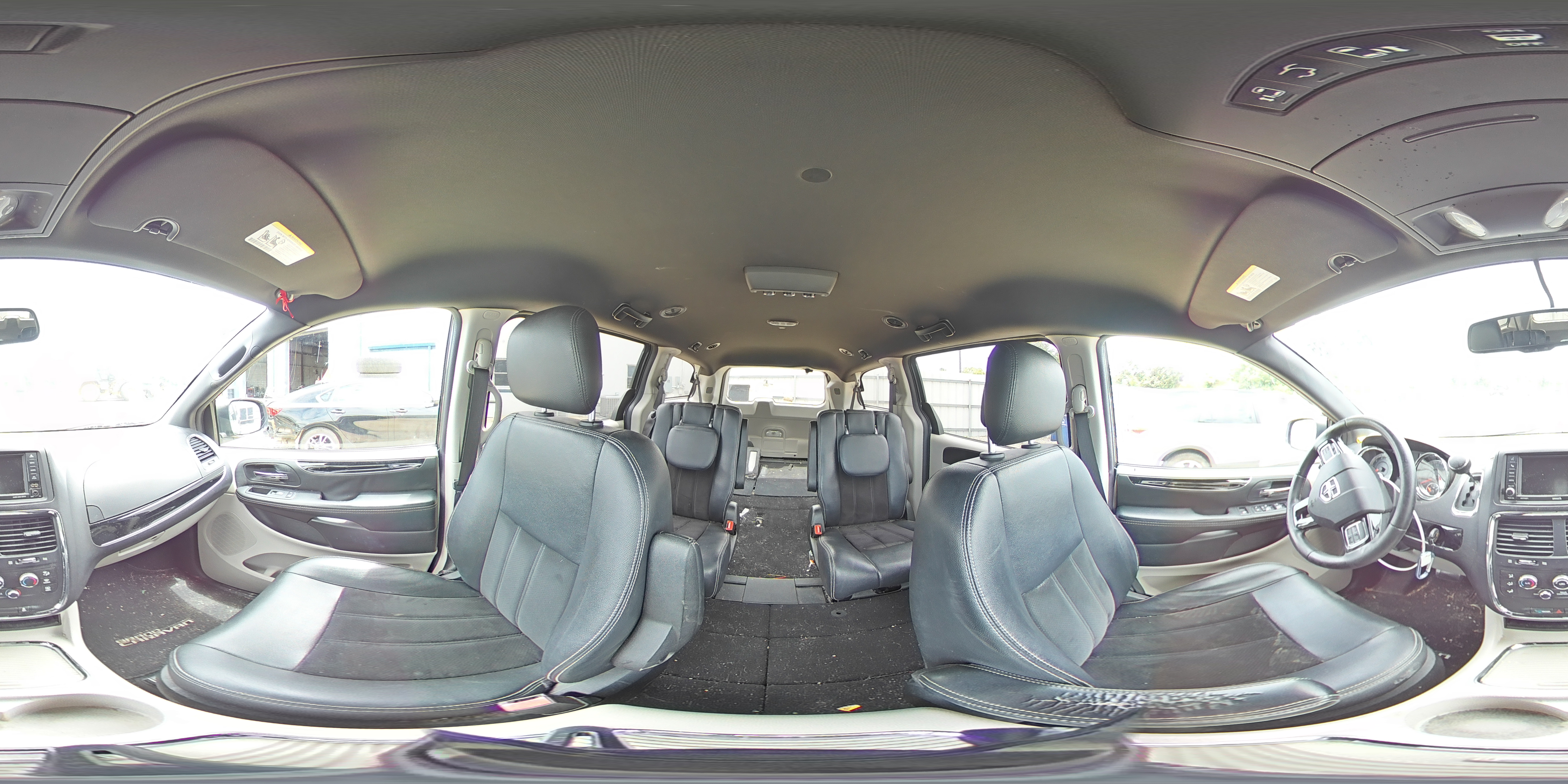 2017 Dodge Grand Caravan Sxt VIN: 2C4RDGCG8HR865040 Lot: 64694135