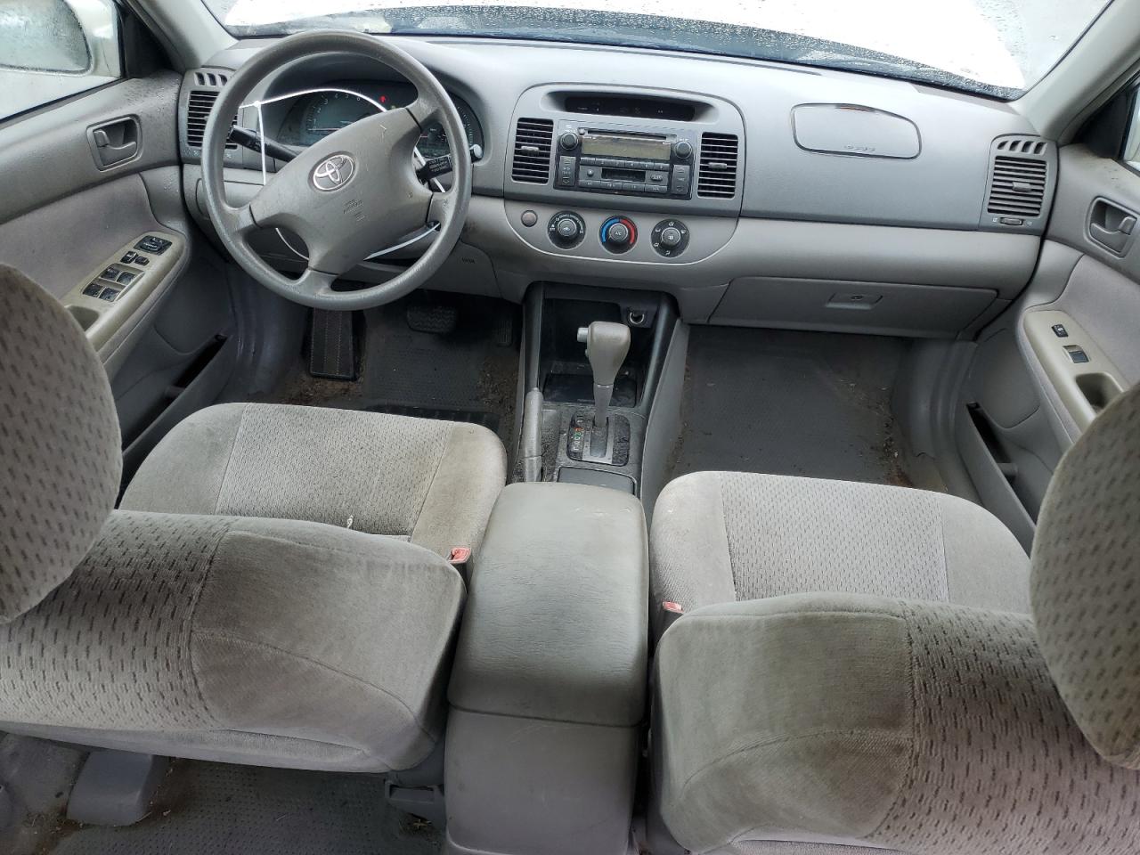 2003 Toyota Camry Le VIN: 4T1BE32K73U702822 Lot: 63702565