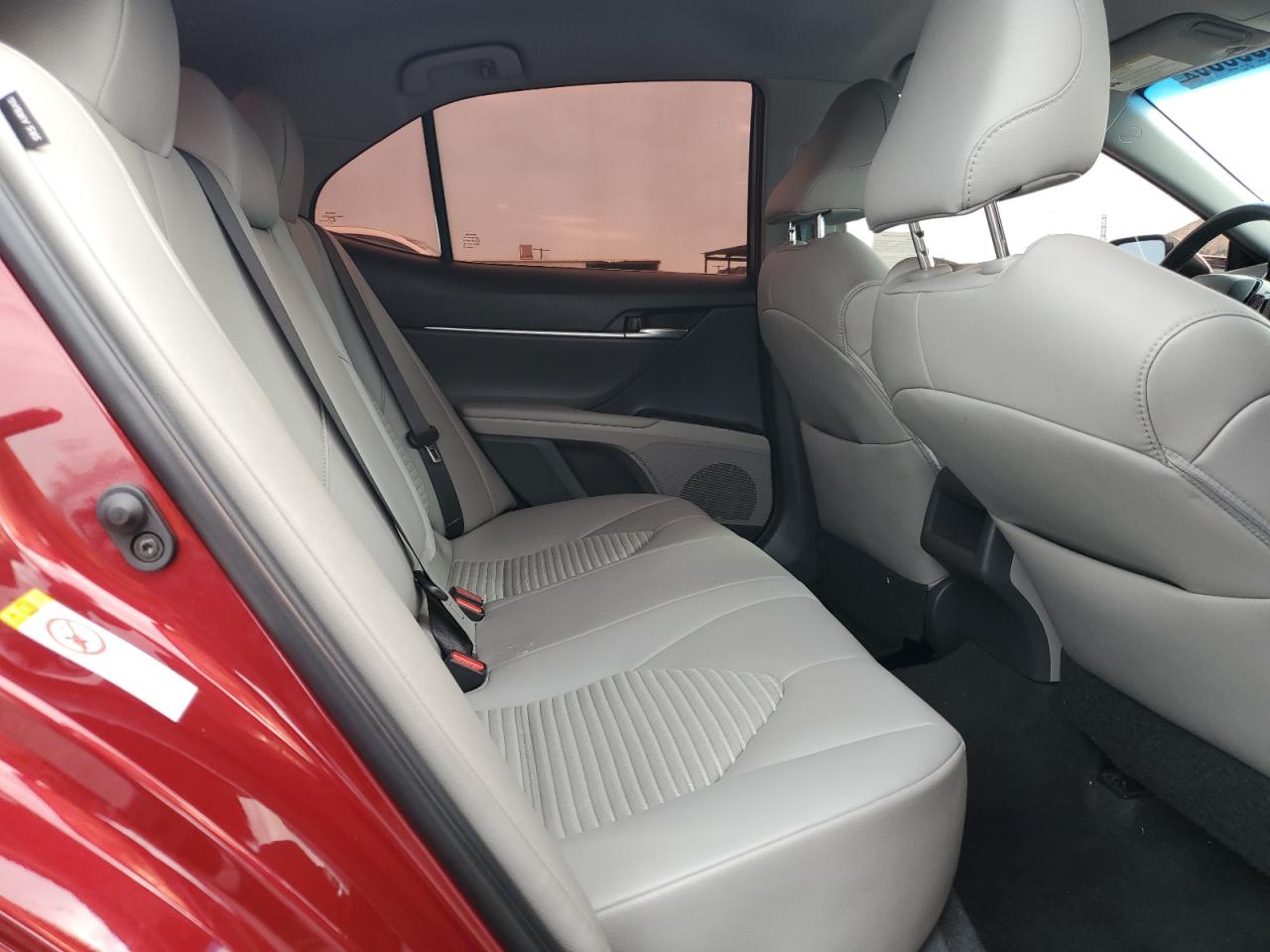 2018 Toyota Camry L VIN: 4T1B11HK6JU653732 Lot: 65089855