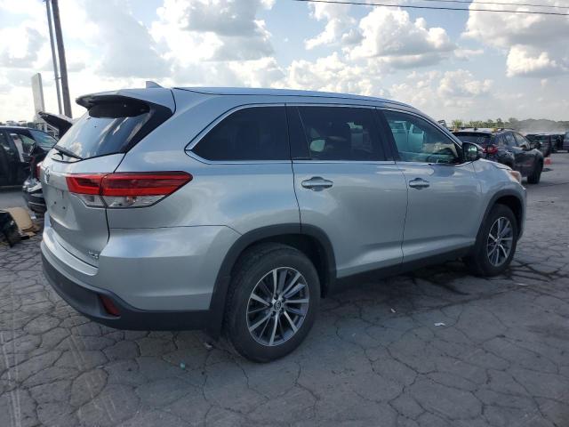  TOYOTA HIGHLANDER 2019 Silver