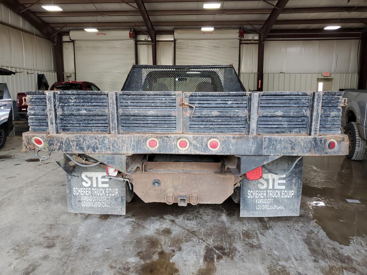 1999 Ford F350 Super Duty VIN: 1FDWF36L4XEC18107 Lot: 64217505