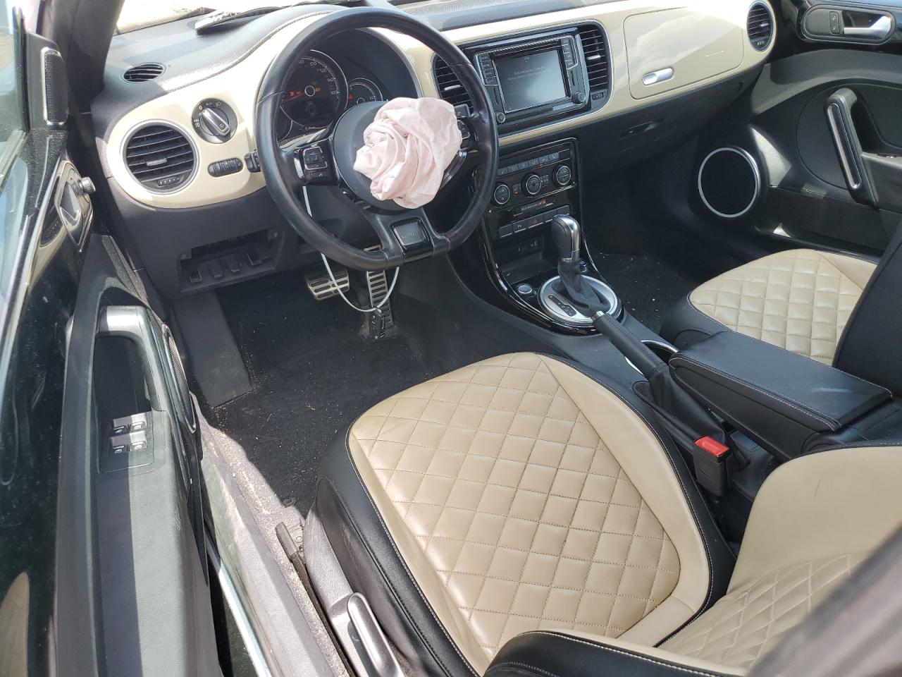 2019 Volkswagen Beetle S VIN: 3VW5DAAT7KM511551 Lot: 64180965