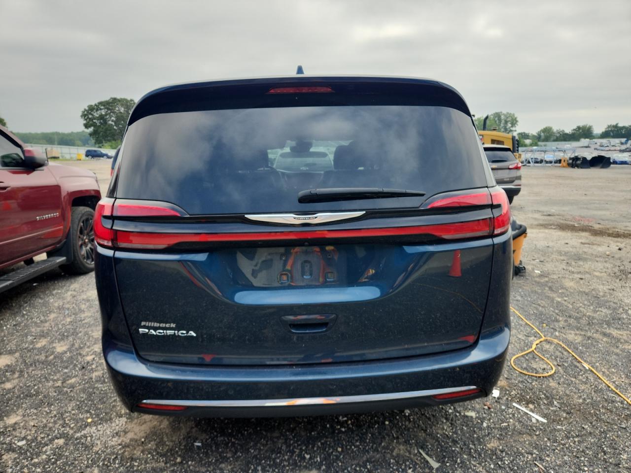 2022 Chrysler Pacifica Touring L VIN: 2C4RC1BG3NR124713 Lot: 65890655