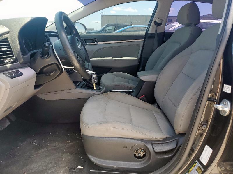  HYUNDAI ELANTRA 2018 Czarny