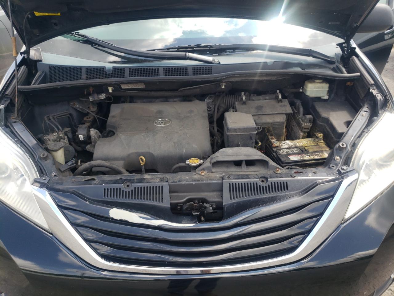 2015 Toyota Sienna Le VIN: 5TDKK3DC0FS564391 Lot: 65314135