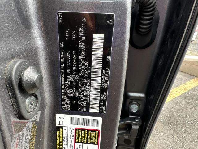 2021 TOYOTA HIGHLANDER XLE  