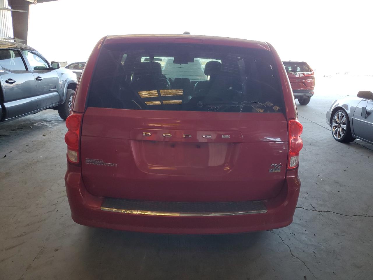 2015 Dodge Grand Caravan R/T VIN: 2C4RDGEG9FR579563 Lot: 64879825