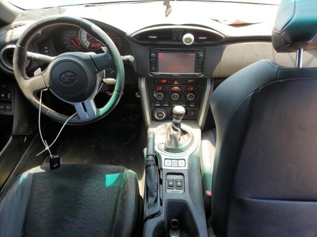 Coupet TOYOTA SCION 2016 Czarny