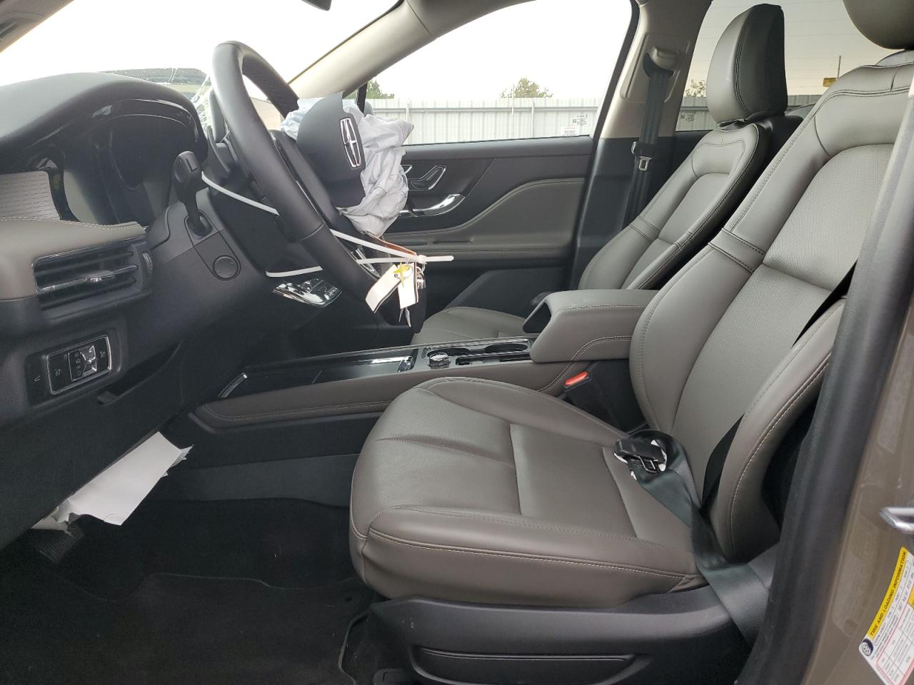 2025 Lincoln Corsair Premiere VIN: 5LMCJ1DA1SUL02890 Lot: 67114535